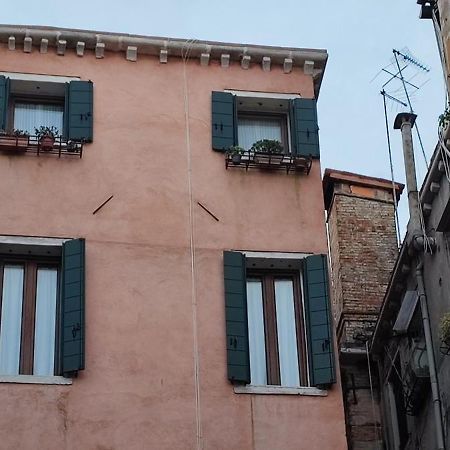 Corte Due Porte البندقية المظهر الخارجي الصورة